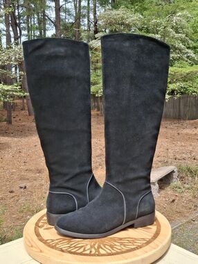 UGG Daley Black Suede Knee High Interior Zip Tall Riding Style Boots Size 8